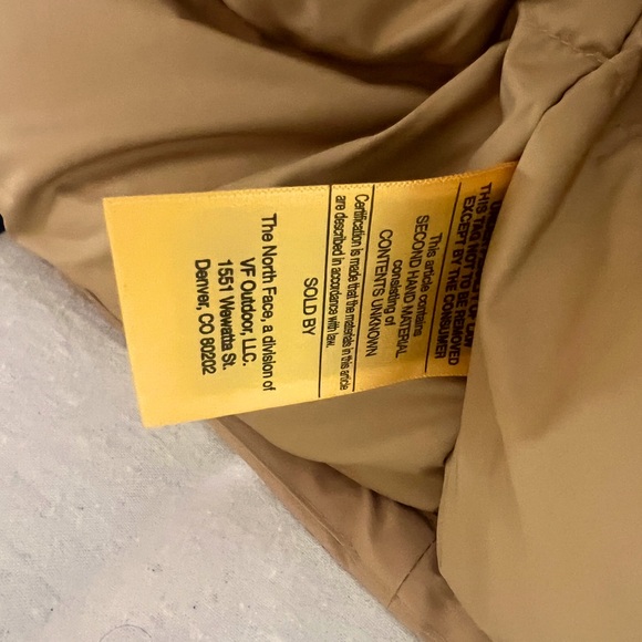 Brand new North Face parka with tags - Picture 4 of 16